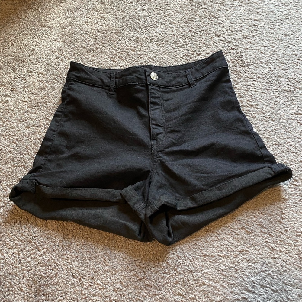 H&M high waisted black booty shorts